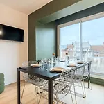 3 Bedroom On The Grand Place