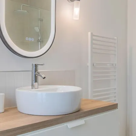 3 Bedroom On The Grand Place アパート リール