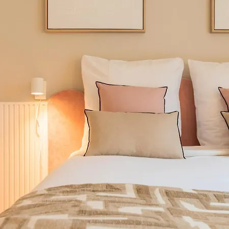 3 Bedroom On The Grand Place Lille