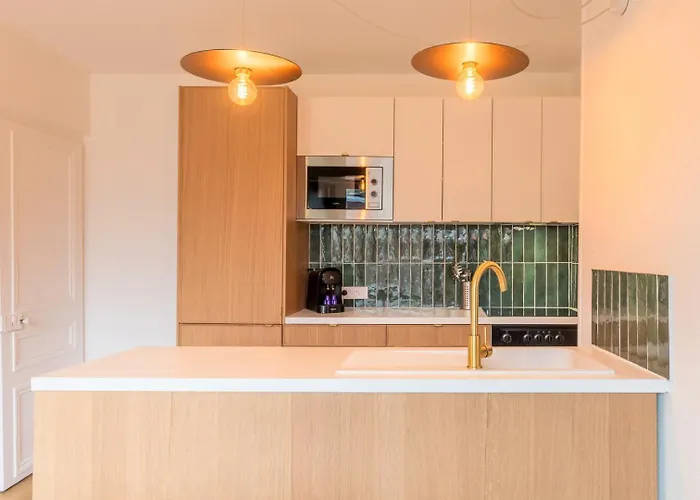 3 Bedroom On The Grand Place