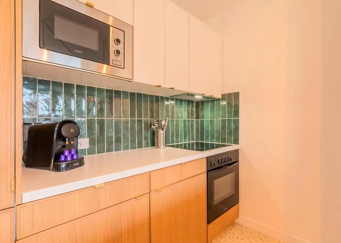 3 Bedroom On The Grand Place Apartment Lille