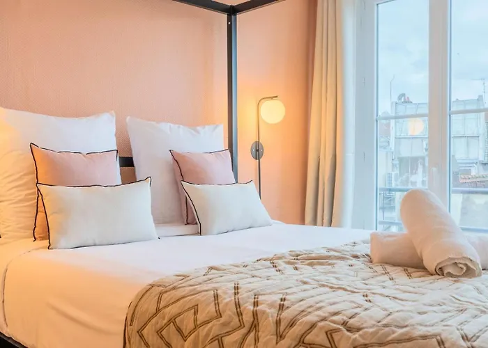 3 Bedroom On The Grand Place Lille